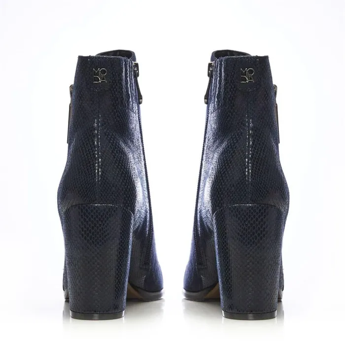 Women Moda In Pelle Heeled And Wedge Boots Amy W Navy Alcantara