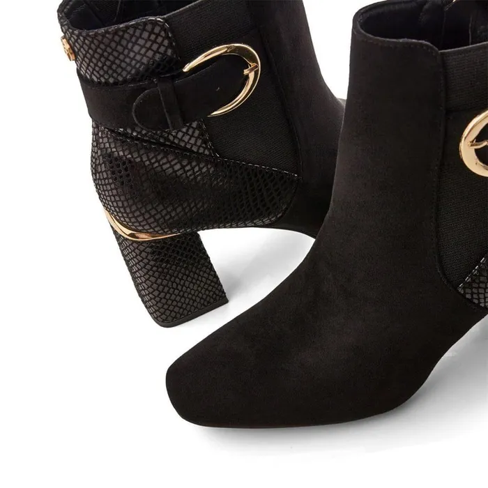 Women Moda In Pelle Heeled And Wedge Boots Kailee Black Patent