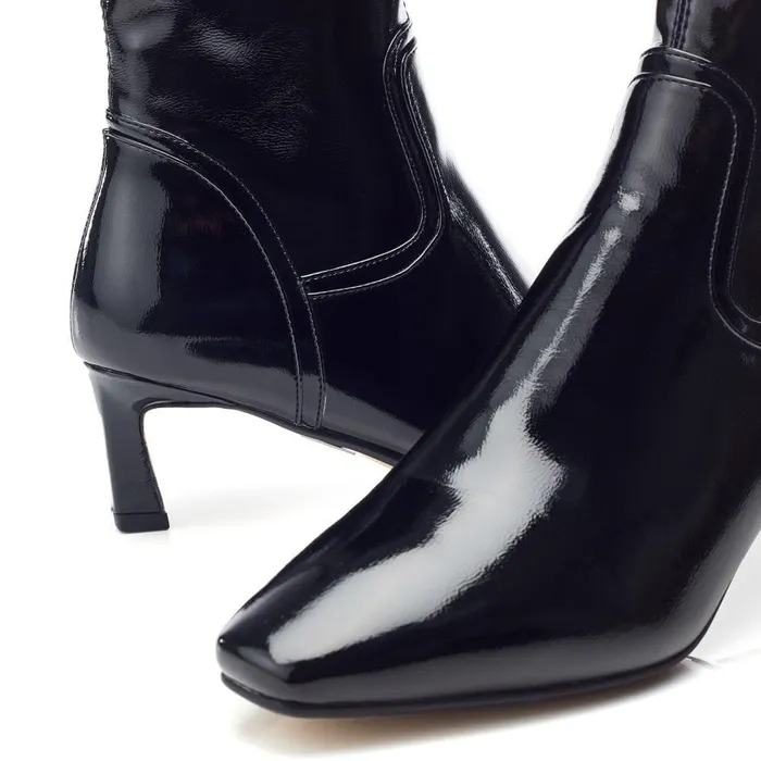 Women Moda In Pelle Heeled And Wedge Boots Petuniah Black Patent