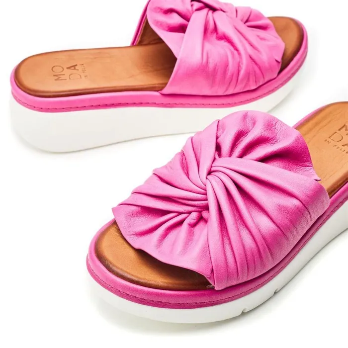 Women Moda In Pelle Slider Sandals Ollin Fuschia Leather