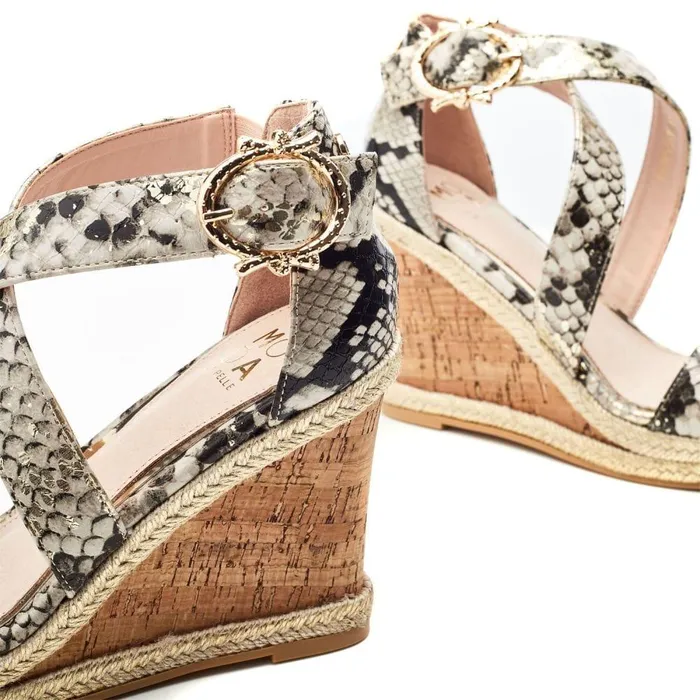 Women Moda In Pelle Wedge Sandals Pursuit Monochrome Gold Snake Print