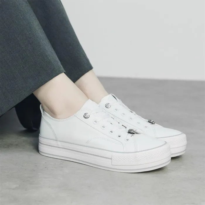 Women Moda In Pelle White Trainers Bagnol White Porvair