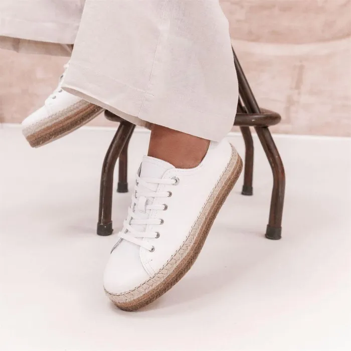 Women Moda In Pelle White Trainers Braidee White Taupe Leather