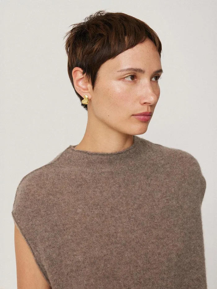 Women Molten Stud Earring Gold Jigsaw Jewellery