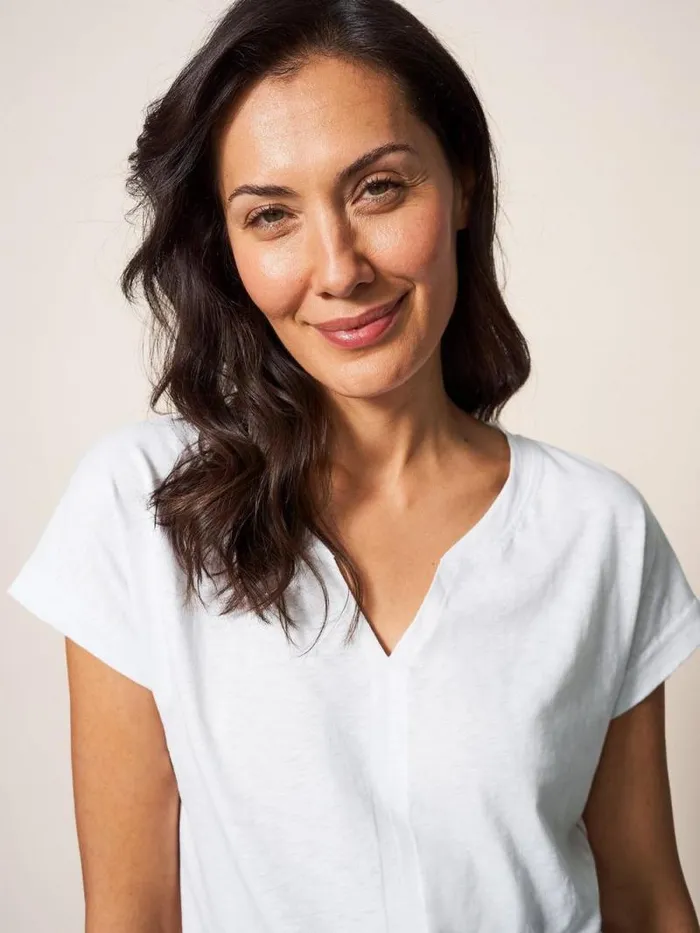 Women Nelly Notch Neck Tee Natural White White Stuff Tops and Tees