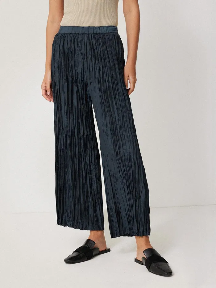 Women Plisse Trouser Navy Jigsaw Trousers