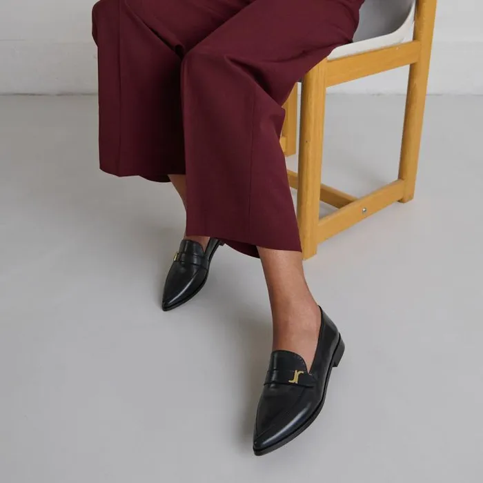 Women Pointedtoe Loafers Black JONAK Loafers