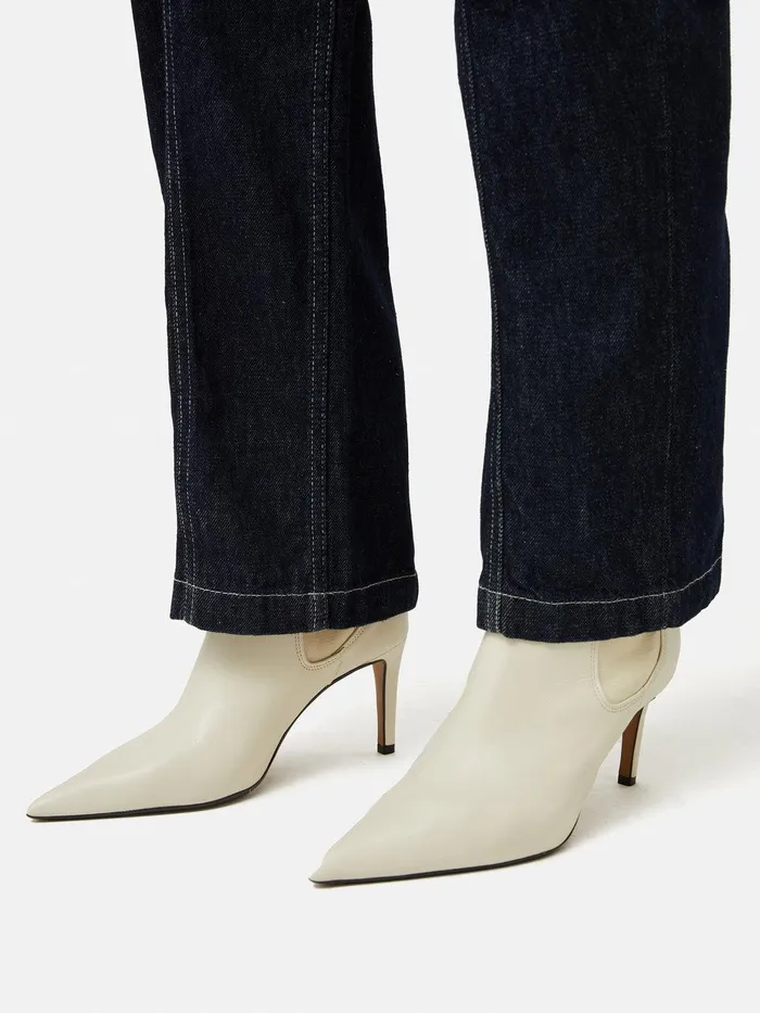 Women Skelter Heeled Boot Cream Jigsaw Leather