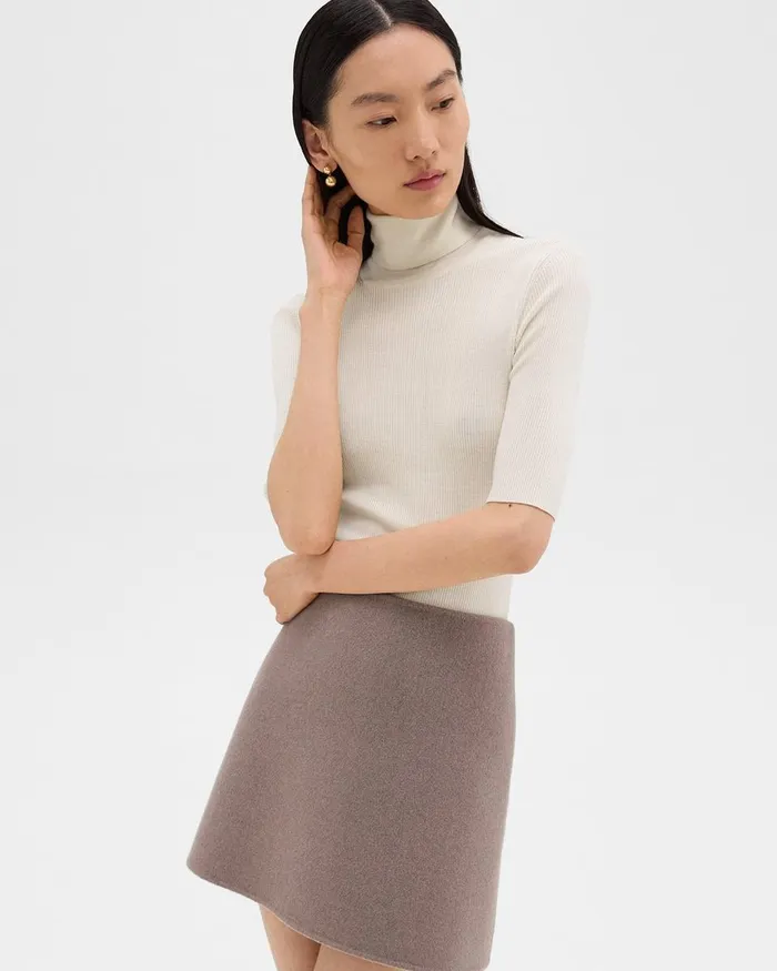Women Theory Sweaters Cardigans Leenda ShortSleeve Turtleneck In Regal Wool New Ivory