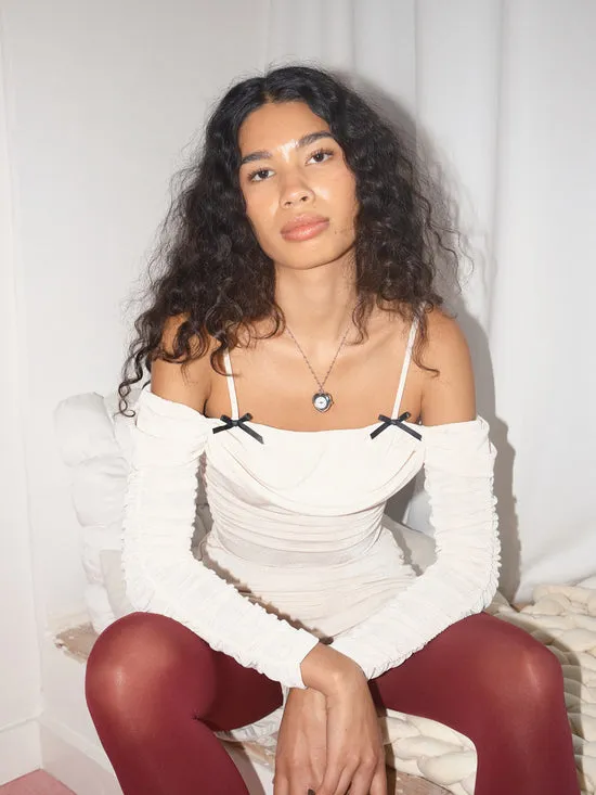 Women Tops Lisa Says Gah Rosa OffShoulder Top Vanilla