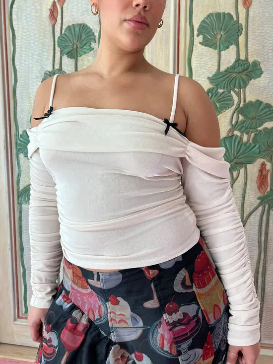 Women Tops Lisa Says Gah Rosa OffShoulder Top Vanilla